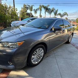 2014 Lexus ES 300h