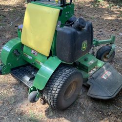John Deere Commercial Mower 648R