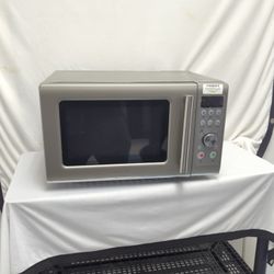 Breville Countertop Microwave