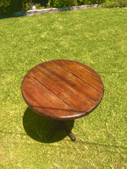 ANTIQUE 1900'S HANDCRAFTED SOLID WOOD HANDCRAFTED ORNATE LAMP PARLOR / END TABLE