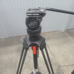 Sachtler-Munchen Tri-pod Fluid Head