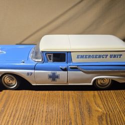 DIECAST 1957 FORD 
