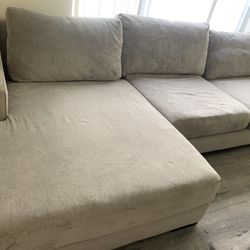💥 Huge 139” Sectional Sofa – Comfy, Stylish & Priced to Sell Fast