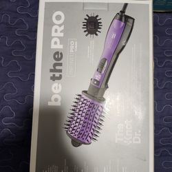 Conair ALL-IN-ONE dryer Brush