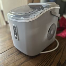 Ice Maker