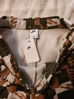 Nike Tech