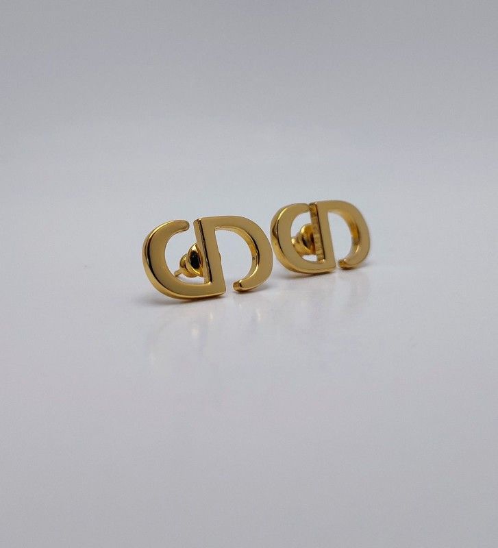 Beautiful Earrings $25