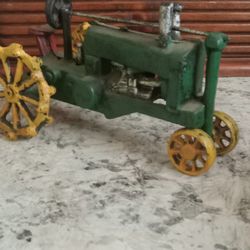 Vintage Cast Iron Tractor toy 8" 
