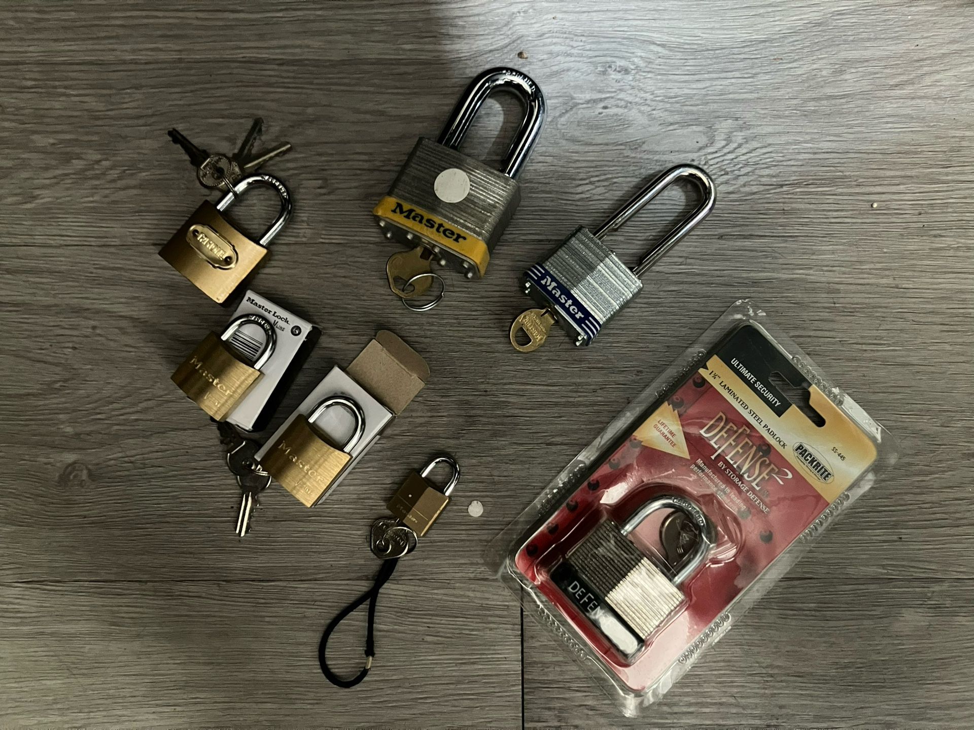 7 Padlocks With Keys