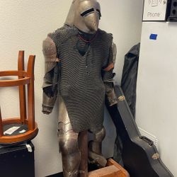 Knight Armor! In Time For The Renaissance 