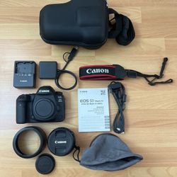 Canon EOS 5D Mark IV + Canon 50mm f/1.2L | ONLY 1,200 Shutter Count | Pristine Condition