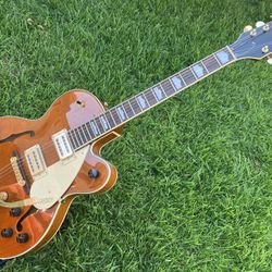 Gretsch thin line semi-hollow body guitar 