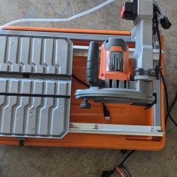 RIDGID
9-Amp 7 in. Blade Corded Wet Tile Saw with Stand
