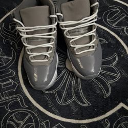 Jordan 11 Cool Greys-size 8.5