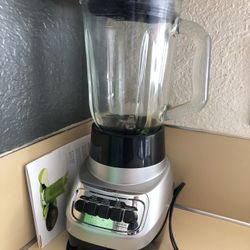 Back And Decked Blender 