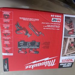 M12  Milwaukee Combo Pack 