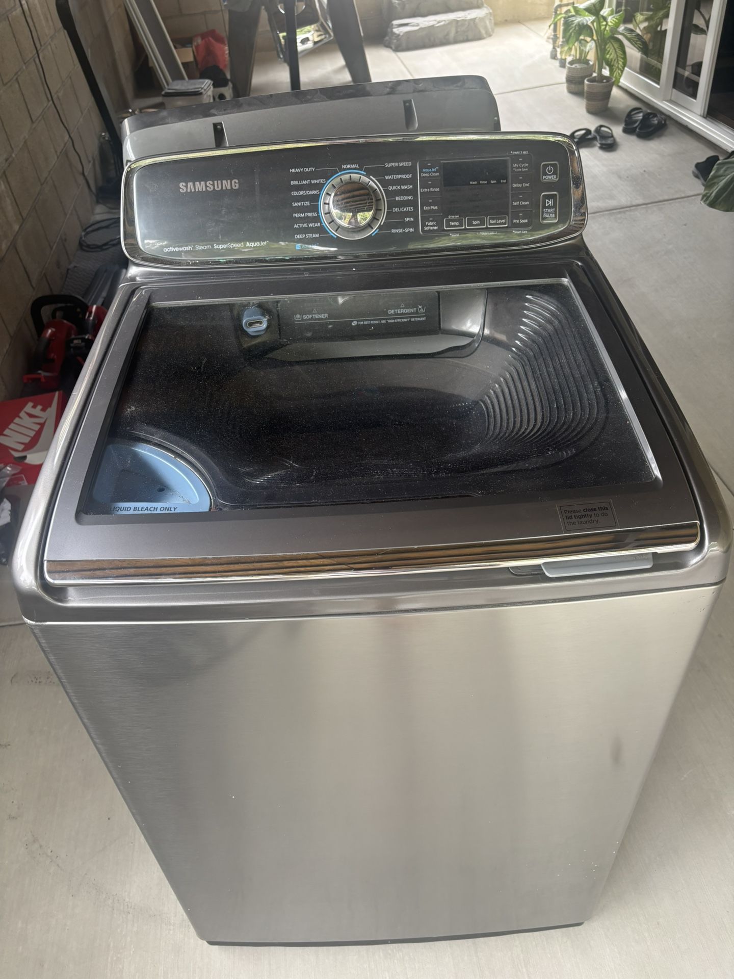 Samsung Washer / Dryer / Pedestal