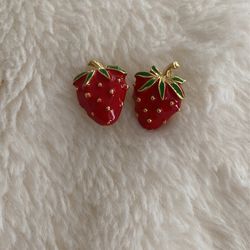 Strawberry Earrings 
