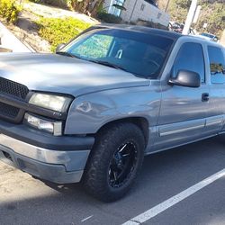 2003 Chevy Silverado 