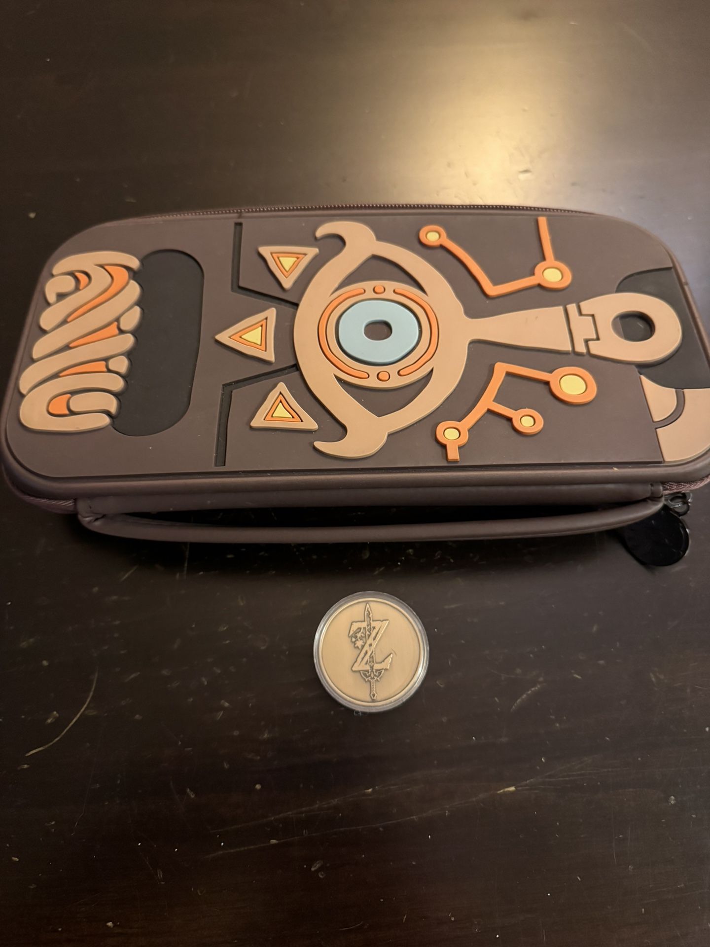 Zelda BOTW Switch 1 Case And Coin