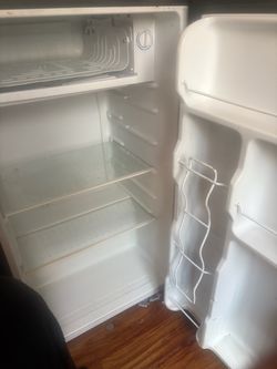 Small refrigerator