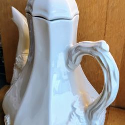 Red Cliff Ironstone Tea Pot w/ Cream And Sugar 