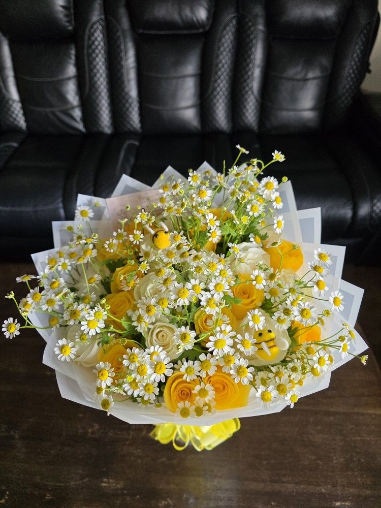 Yellow Roses Bouquet