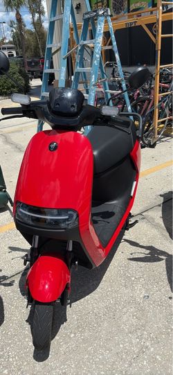 Electric moped