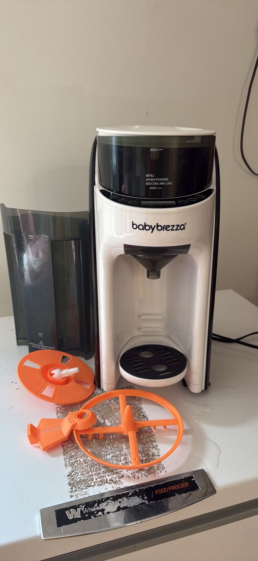 Baby Breeza Formula Mixer