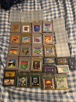 26 games including Zelda, final fantasy 3. Donkey Kong country gba, yugio the sacred cards, and yugio destiny board traveler, and 5 original Nintendo