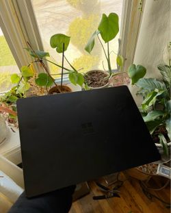 Windows 11 Touchscreen laptop