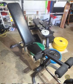 Weight bench, adjustable bench, quad bench