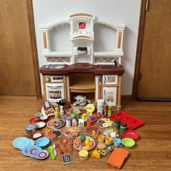 Step 2 Play Kitchen with Lights & Sounds and Lots of Accessories 