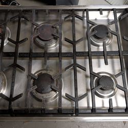 Viking professional 6 burner 36" gas cooktop