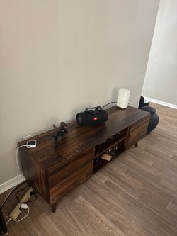 Moving sale