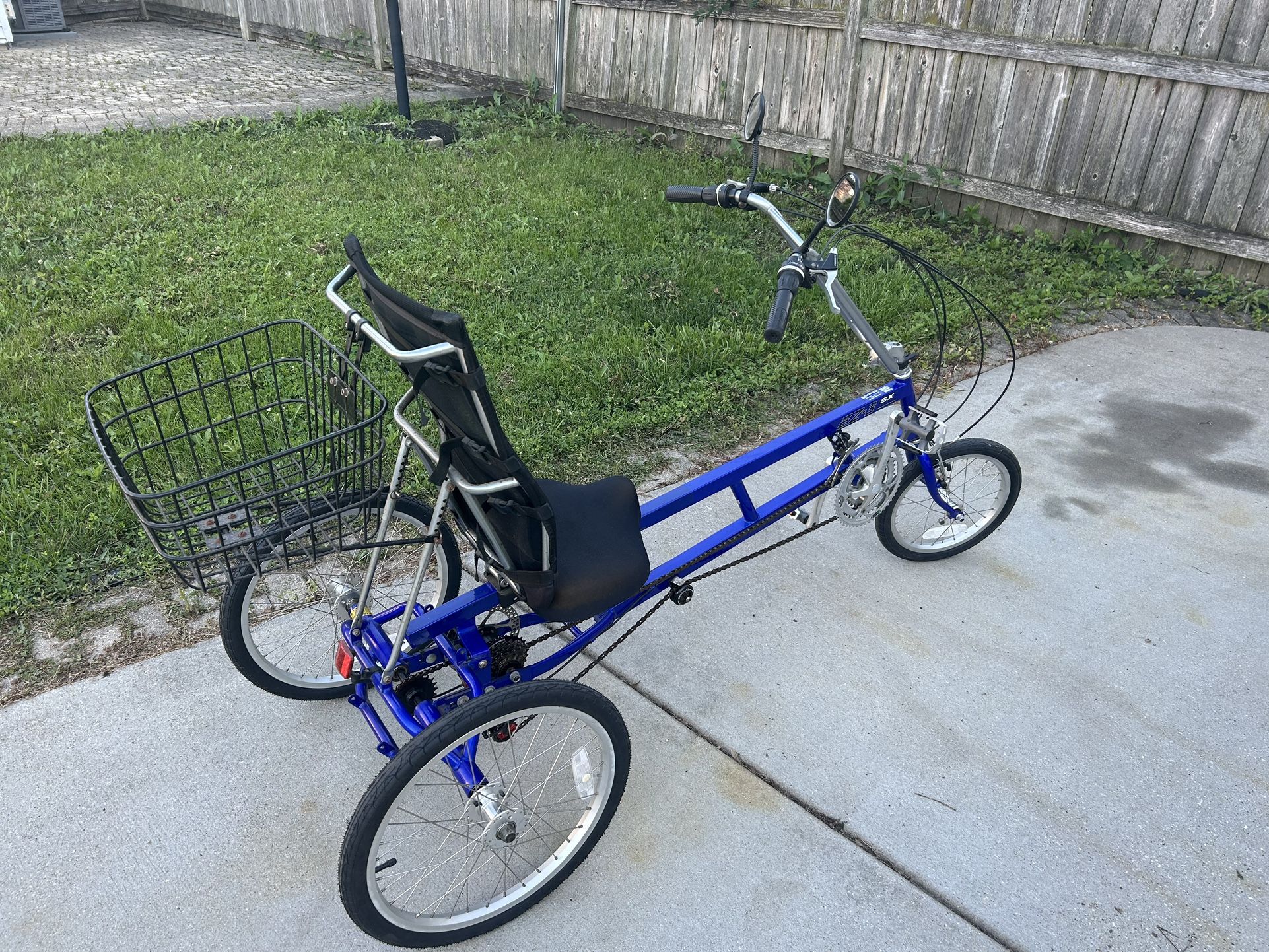 SUN EZ SX Recumbent Trike by Sun Bicycles