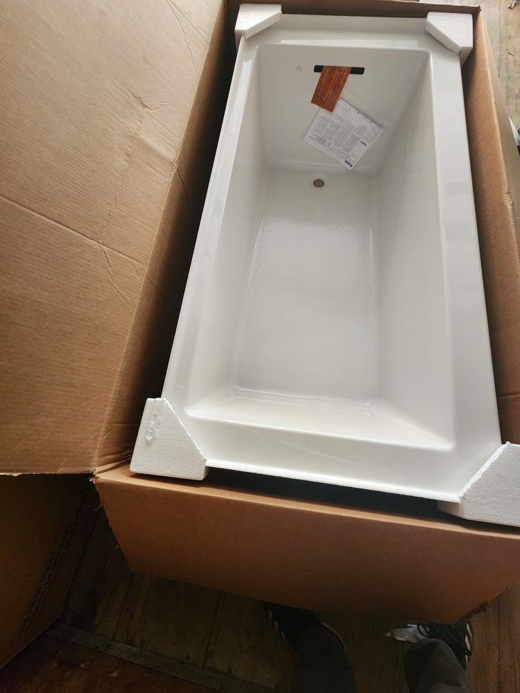 KOHLER
Underscore 60 in. x 30 in. Soaking Bathtub with Right-Hand Drain in White, Integral Flange