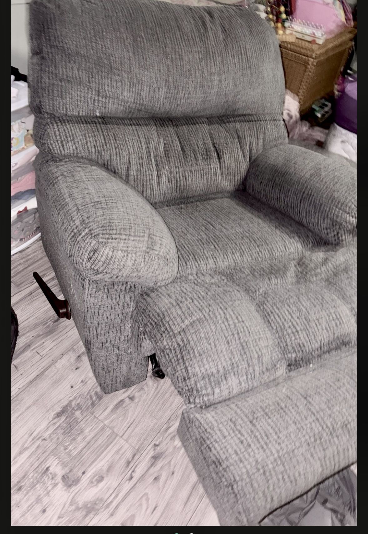 Rocking Recliner 