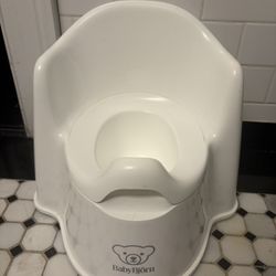 Baby Bjorn Potty Tall