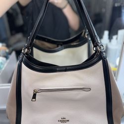 COACH WOMENS KRISTY SHOULDER BAG 