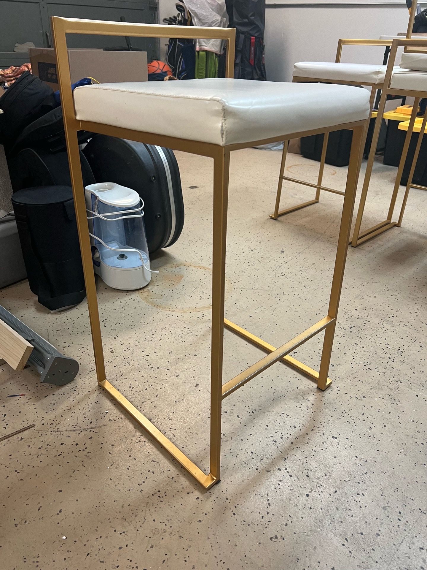 6 LumiSource white + gold counter-height stools