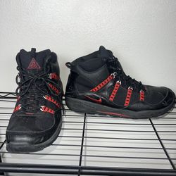 Nike ACG Black Men’s Hiking Boots 