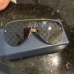 LV Monogram Aviator Glasses 