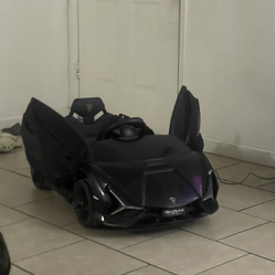 Auto eléctrico para niños