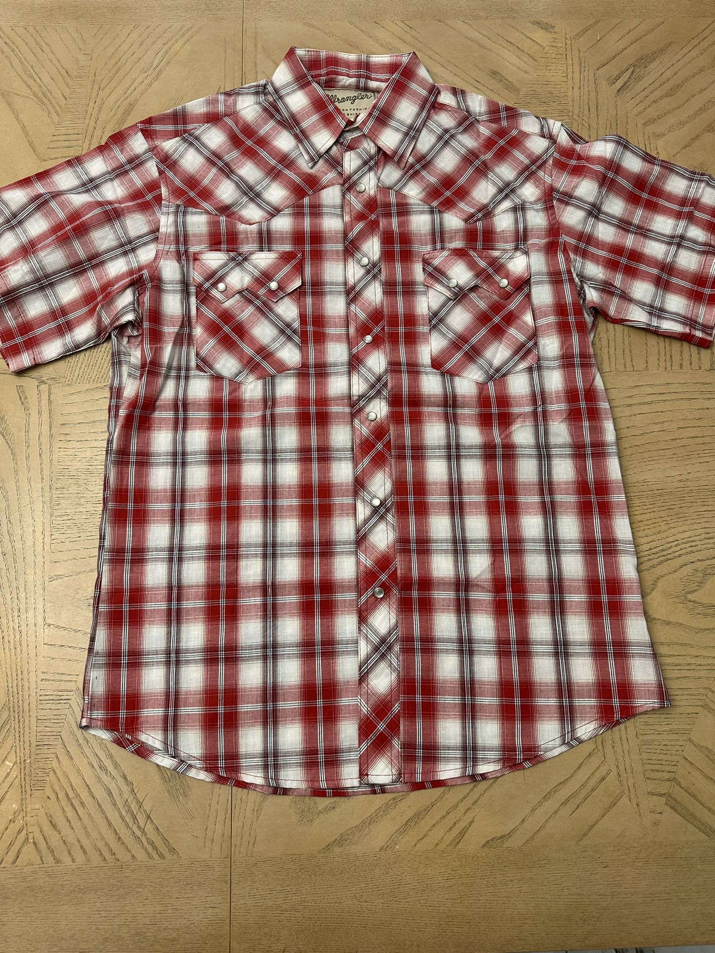 Wrangler Western Shirt Mens  medium size Red plaid vintage snap