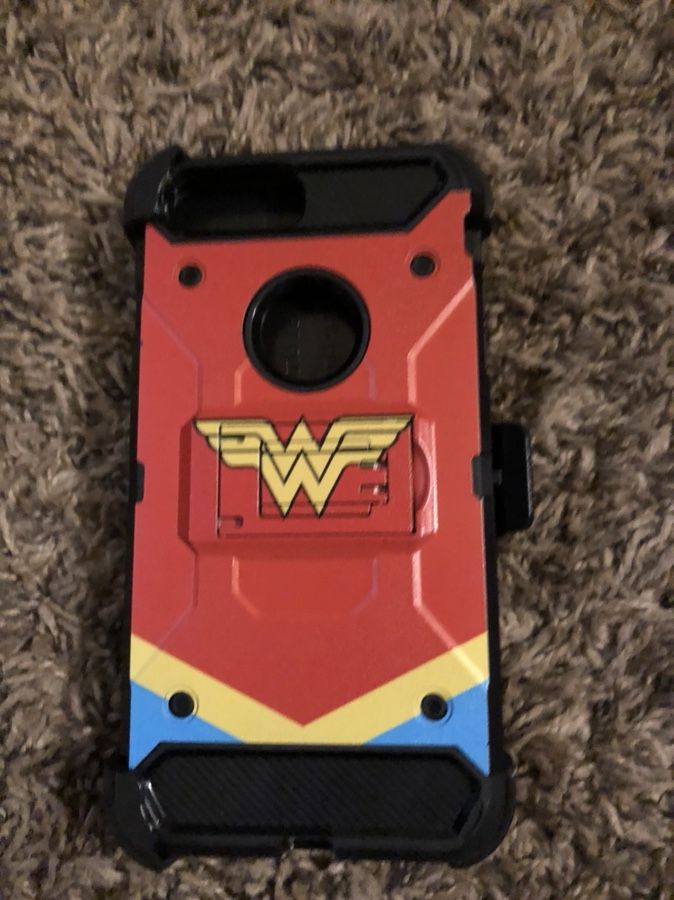 Brand new wonderwoman iPhone 7 Plus case