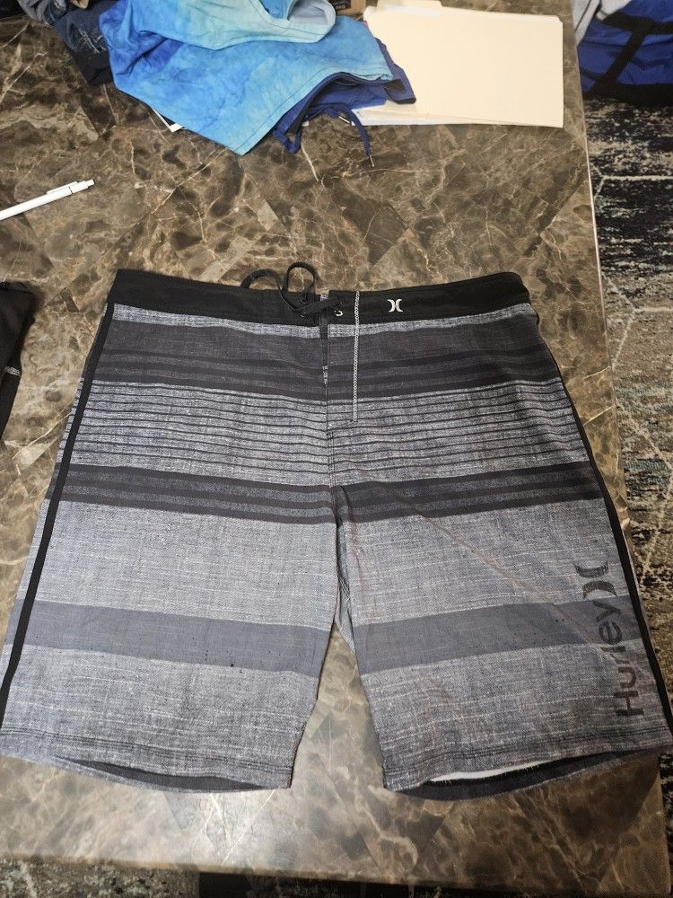 Hurley Board Shorts Size 40