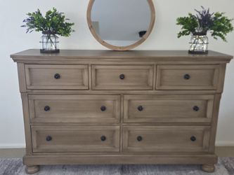 Gorgeous Sea Drift Style Long Dresser