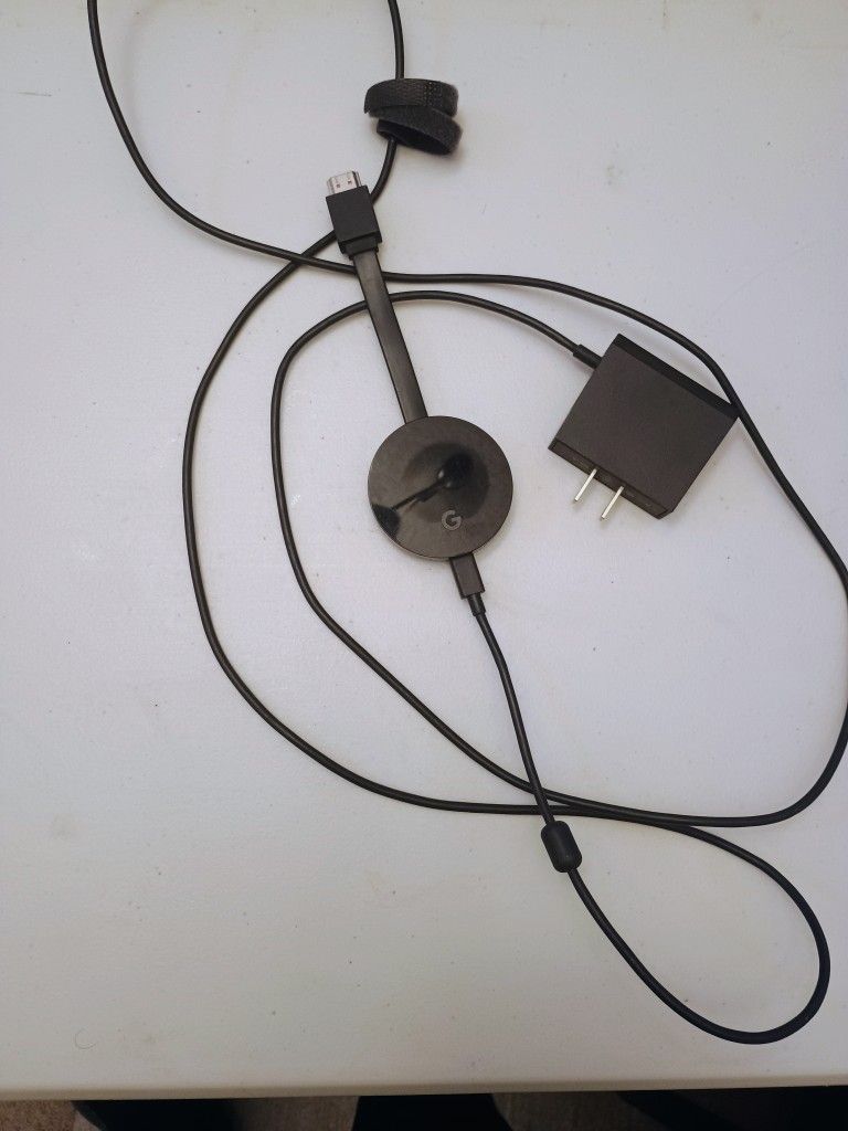 Google Chromecast Ultra 4K Streaming Media Player Black 