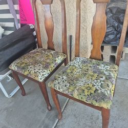 4 chairs $10